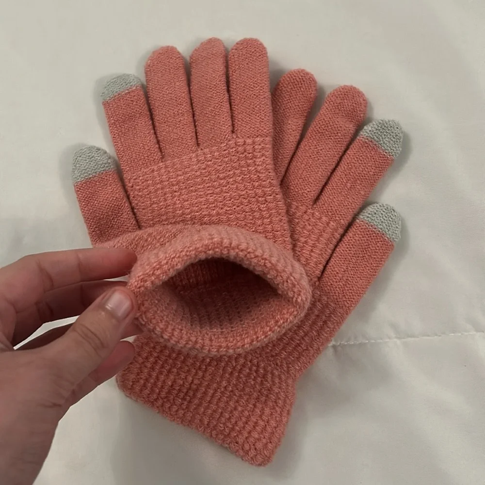 Cozy Beanie, Gloves, & Ear Warmer Bundle - Picture 8 of 13